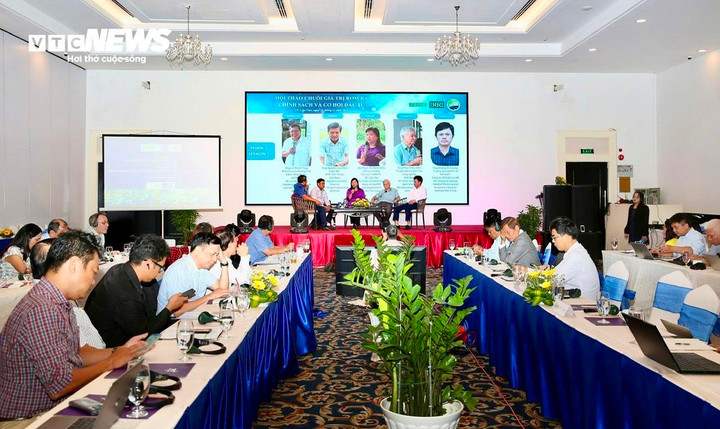 Quang cảnh tại hội thảo