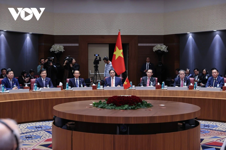 Thủ tướng Phạm Minh Chính hội đàm với Thủ tướng Algerria Sifi Ghrieb.