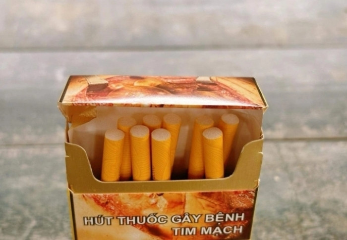 Thuốc lá chứa hơn 7.000 hóa chất, trong đó có hàng chục chất gây ung thư.