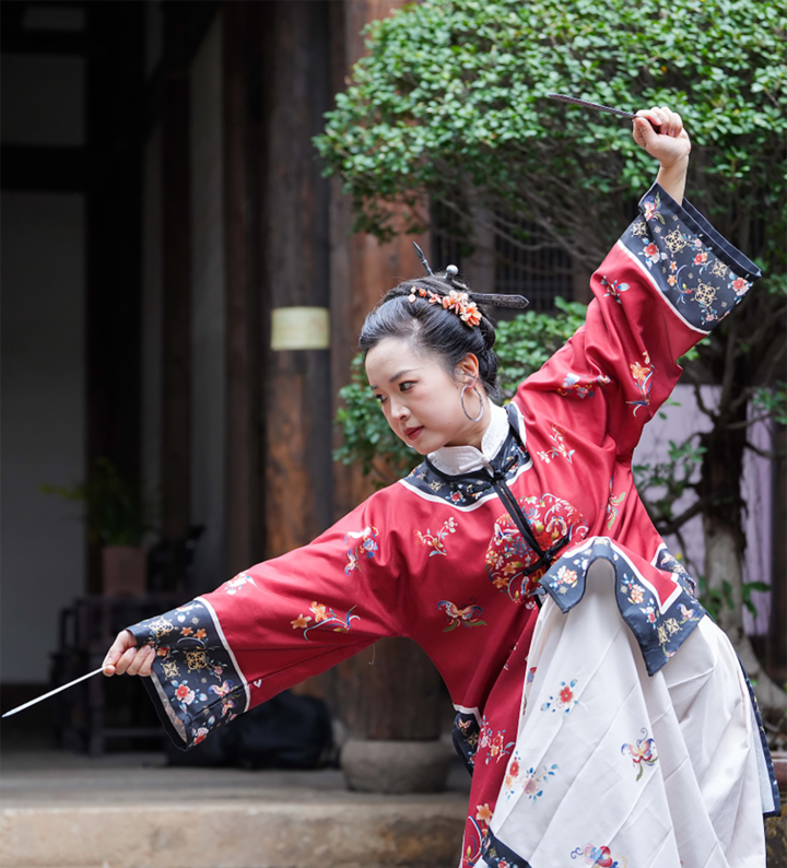 Tiêu Hiểu Quỳnh mất 2 tuần để sáng tạo 