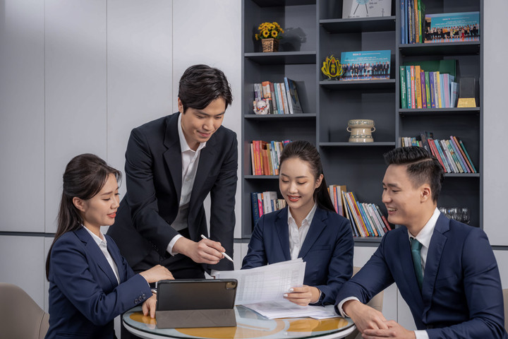 BIDV tạo điều kiện cho cán bộ được học tập và thăng tiến theo nguyện vọng của cá nhân, phù hợp với yêu cầu của tổ chức.