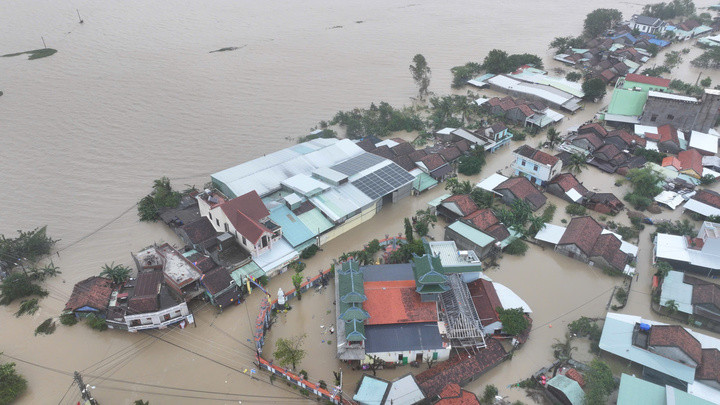 Đắk Lắk chịu thiệt hại nặng nề trong trận mưa lũ lớn chưa từng thấy