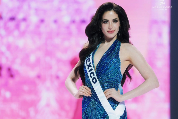 Fátima sở hữu chiều cao 1,74 m, gương mặt sắc sảo và phong thái tự tin.