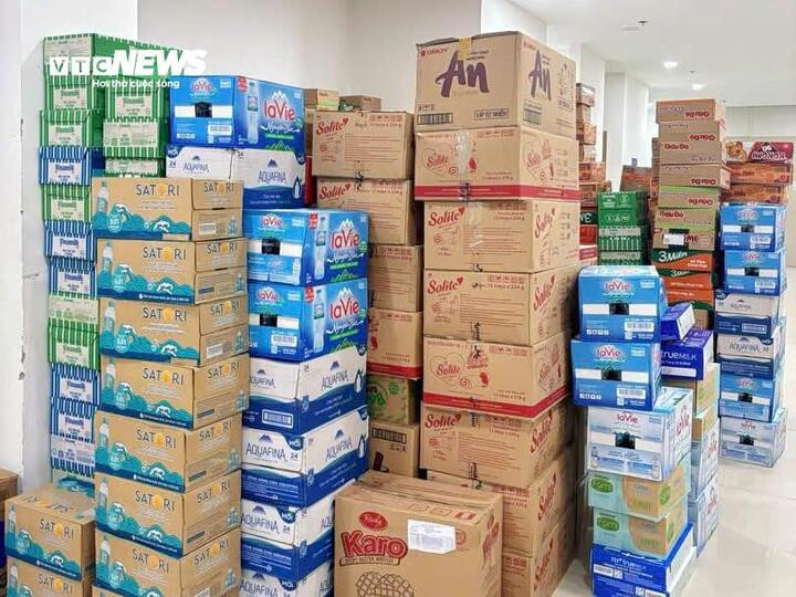 Hàng hoá chuẩn bị được phân loại.