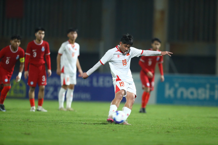 U17 Việt Nam nới rộng cách biệt lên 5 bàn. (Ảnh: Kim Chi)