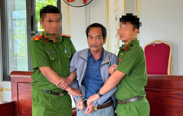 Đinh Văn Hùng bị khởi tố, bắt giam. (Ảnh: C.A)