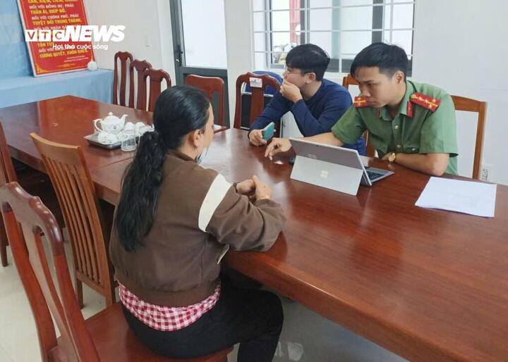 Công an làm việc với bà V.