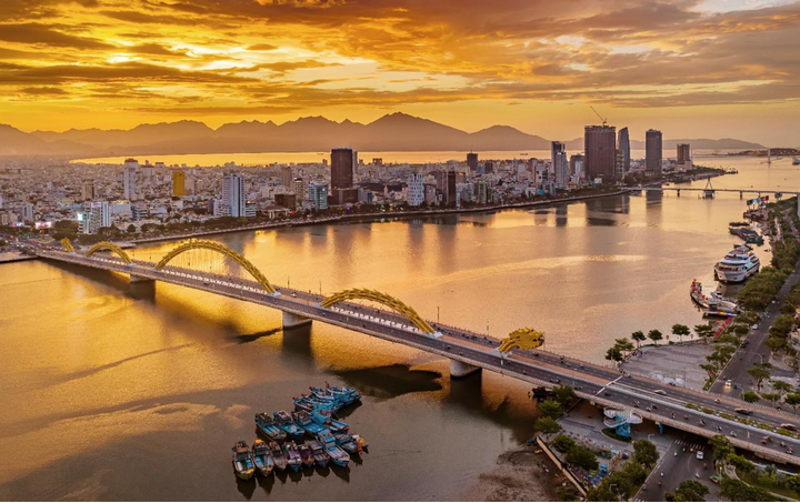 Đôi bờ sông Hàn đang thay đổi từng ngày với loạt dự án cao cấp. (Ảnh: Shutterstock)