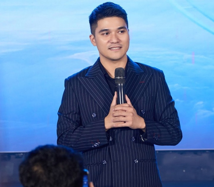 Chủ tịch Miss Cosmo lên tiếng về ồn ào với tổ chức Miss Universe.