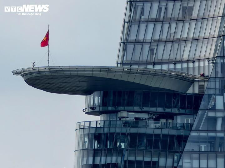 Ống kính rời ZEISS biến vivo X300 series thành máy ảnh cầm tay - 5