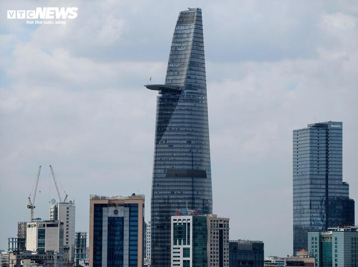 Ống kính rời ZEISS biến vivo X300 series thành máy ảnh cầm tay - 2