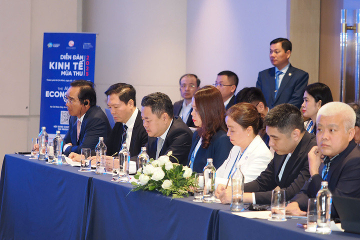 Các đại biểu tham dự Diễn đàn Kinh tế Mùa Thu 2025.