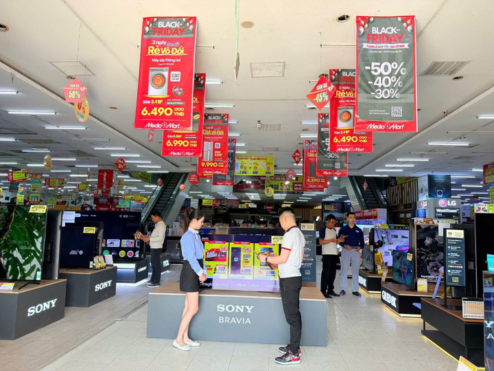 MediaMart chính thức khởi động đại tiệc mua sắm Black Friday 2025 toàn quốc.