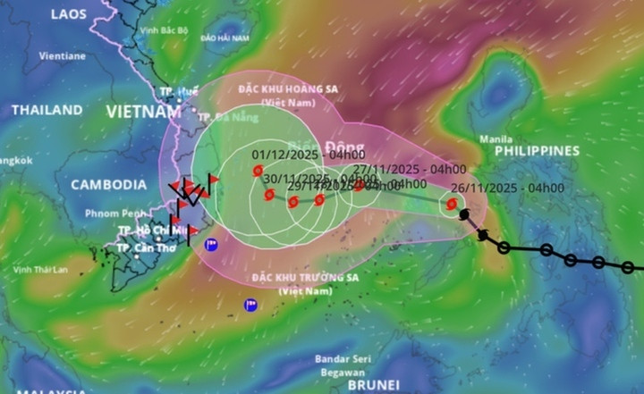 Dự báo vị trí và hướng di chuyển bão số 15 - Ảnh: VNDMS