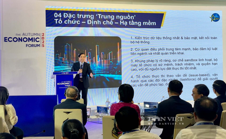 Giáo sư Vũ Minh Khương góp ý nhiều đề xuất cho TP.HCM xây dựng chính quyền thông minh.