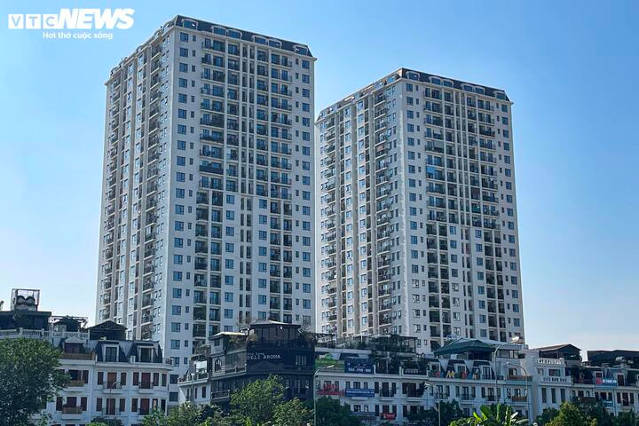 Để thị trường chung cư hạ nhiệt, cần 1 - 2 năm nữa. (Ảnh: Minh Đức).