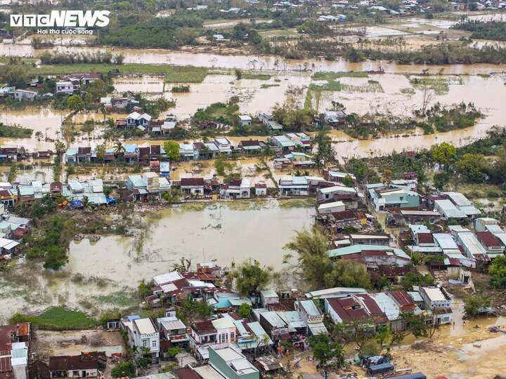 Cục Thuế yêu cầu miễn, giảm và gia hạn thuế cho người dân bị ảnh hưởng bão lũ. (Ảnh: Nguyễn Phan Dũng Nhân)