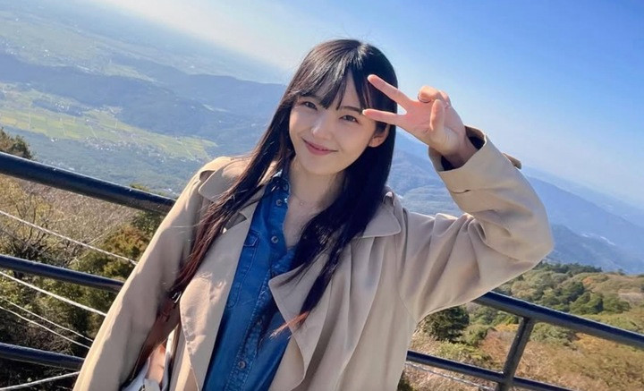 Shin Ae chọn cuộc sống kín tiếng sau ồn ào.