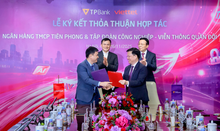 Hợp tác chiến lược thúc đẩy chuyển đổi số toàn diện giữa TPBank và Viettel - 1