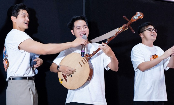 Nhạc sĩ Cao Bá Hưng là người tạo nên bản phối mới cho "Lý kéo chài".