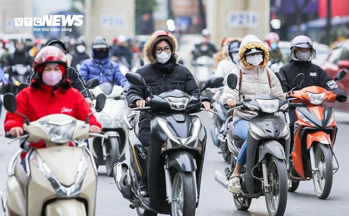 Ngày 29/11, Hà Nội và các tỉnh, thành miền Bắc tiếp tục rét sâu về đêm và sáng. (Ảnh minh hoạ: Khổng Chí)