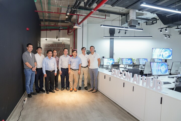VNU-HCM និង VNG នៅ Saigon AI Hub - កន្លែងស្រាវជ្រាវ AI បើកចំហ។ (ប្រភព៖ VNG)