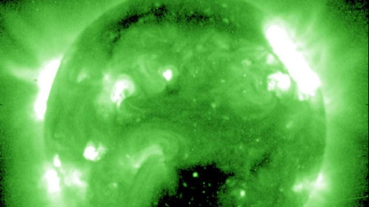 Bão mặt trời chủ yếu ảnh hưởng đến máy bay khi có thể gây nhiễu hệ thống liên lạc và dẫn đường. (Ảnh minh họa)