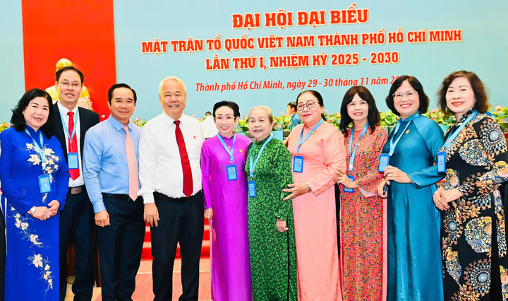 Chủ tịch UBND TP.HCM Nguyễn Văn Được và các đại biểu dự đại hội. (Ảnh: Việt Dũng)