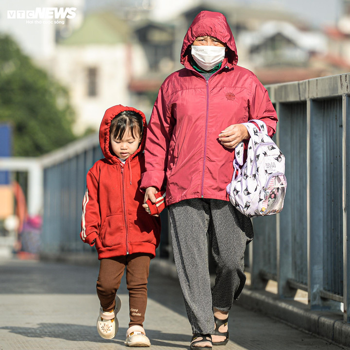 Ngày 30/11, miền Bắc tiếp tục chuỗi ngày hanh khô. (Ảnh: Đắc Huy)