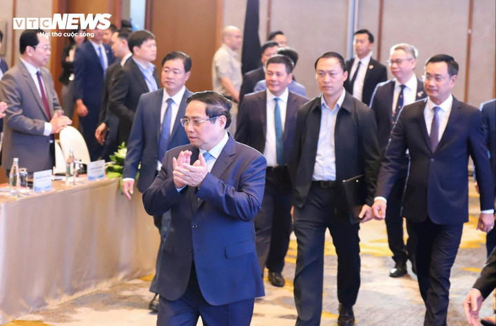 Tại diễn đàn, Thủ tướng nêu ra hàng loạt giải pháp trọng tâm nhằm tạo đột phá cho ngành logistics.