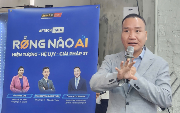 Herr Chu Tuan Anh, direktør for Aptech International Programmer Training System, delte på workshopen. (Foto: MH)