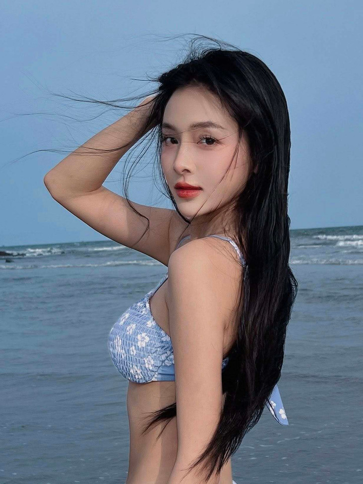 Với vai diễn truyền hình đầu tay gây ấn tượng mạnh, Ngọc Trâm được xem là gương mặt sáng giá mới trong vũ trụ mỹ nhân của phim trên sóng VTV.