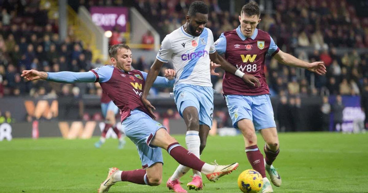 Burnley chạm trán Crystal Palace tại Premier League