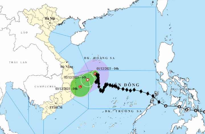 Bản đồ dự báo quỹ đạo và cường độ bão số 12 Koto. (Nguồn: NCHMF)