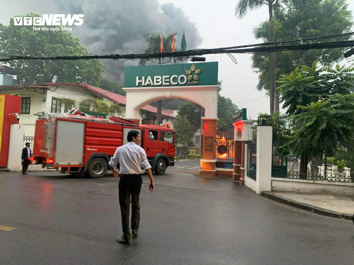 Cháy lớn tại Nhà máy Bia Hà Nội Habeco - 2