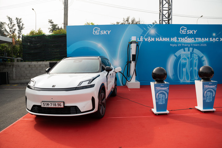 Lynk & Co 08 - Mẫu SUV PHEV đang được Tasco Auto phân phối tại Việt Nam. (Nguồn: Tasco)