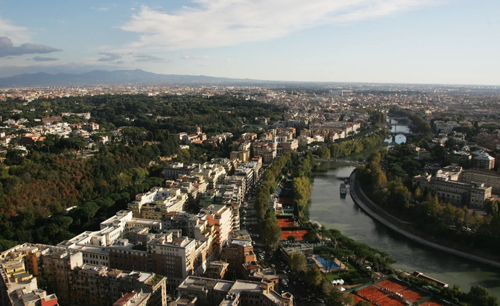 Rome là một thành phố thực sự xinh đẹp, nhưng rất ô nhiễm.