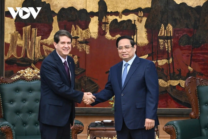 Thủ tướng Phạm Minh Chính tiếp Chủ tịch hãng Thông tấn Mỹ - Latinh của Cuba.