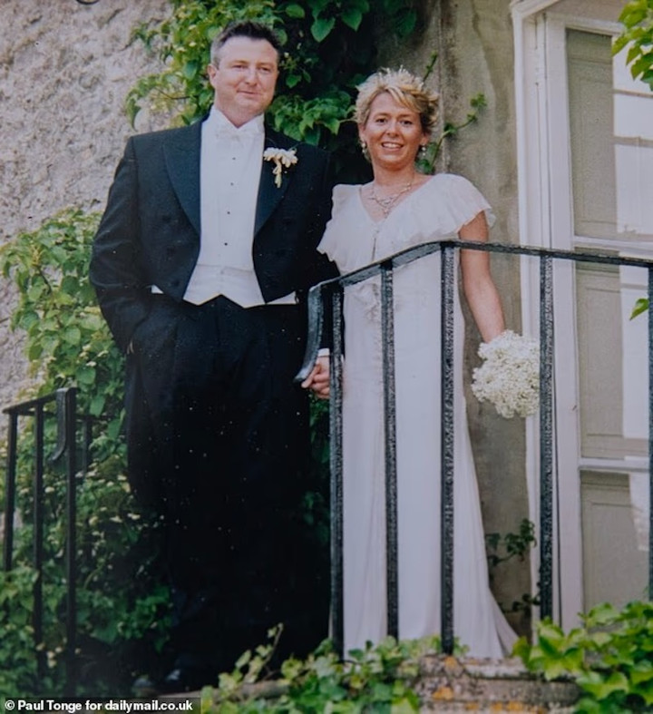 Họ không có kế hoạch chia tay hay ly hôn và vẫn gặp nhau thường xuyên vào các ngày trong tuần.