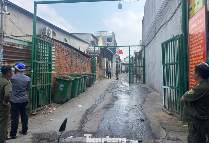 Khu vực gần 50 căn nhà xây dựng trên đất người khác.