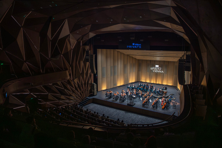 The Vienna Concert - Spirit of Vienna tại nhà hát Hồ Gươm.