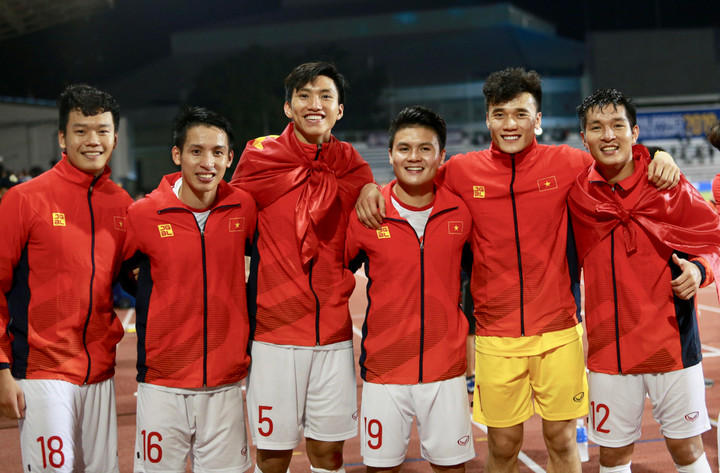 Hà Nội FC luôn đóng góp rất nhiều cầu thủ tài năng cho các đội tuyển Việt Nam.