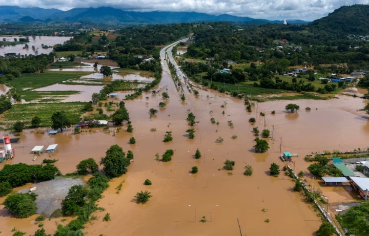 Lũ lụt nghiêm trọng tại Thái Lan. (Ảnh: Reuters)