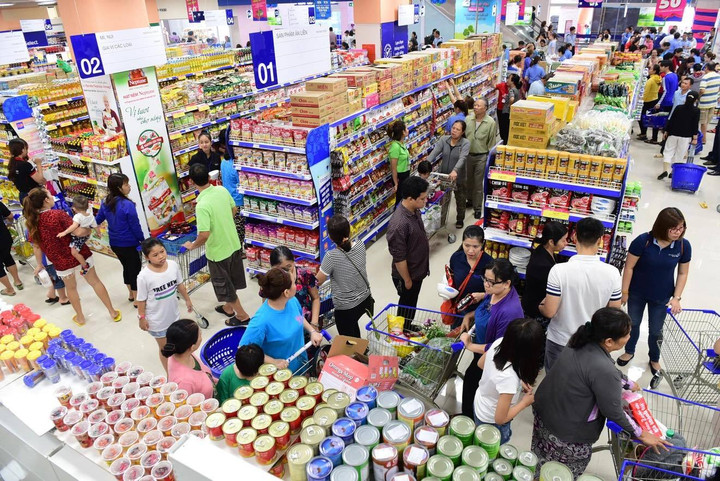 Doanh nghiệp lo lãi suất cho vay sẽ tăng theo lãi suất huy động giữa mùa tập trung sản xuất kinh doanh cuối năm.