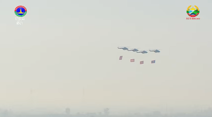 Trực tiếp: Lễ diễu binh, diễu hành kỷ niệm 50 năm Quốc khánh Lào - 8