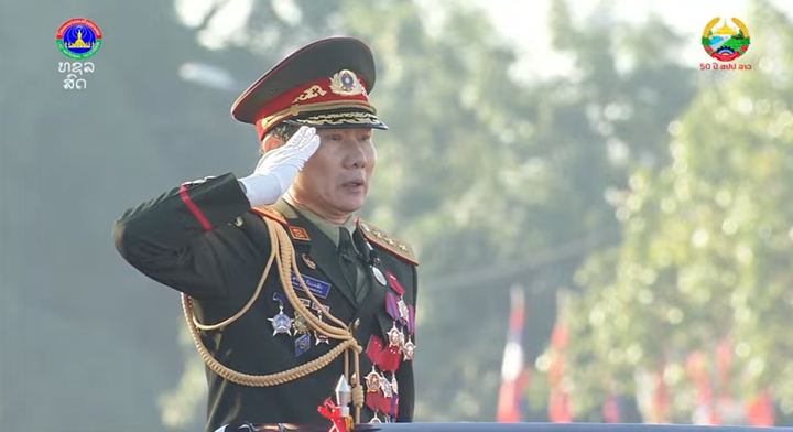 Trực tiếp: Lễ diễu binh, diễu hành kỷ niệm 50 năm Quốc khánh Lào - 5