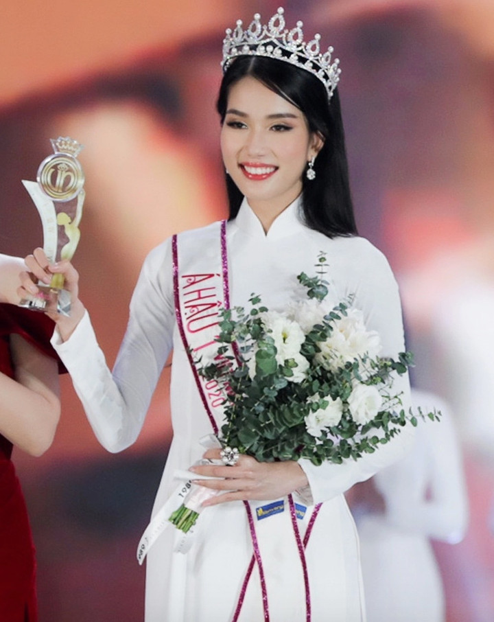 Phương Anh giành ngôi vị Á hậu 1 Hoa hậu Việt Nam 2020.