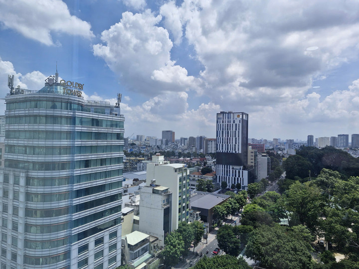 Nhiều tuyến đường ở khu trung tâm giá dự kiến áp dụng năm 2026 tăng cao so với bảng giá năm 2024.