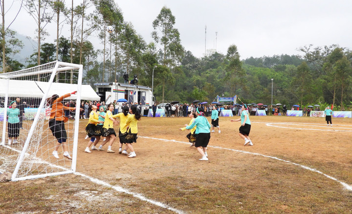 Giải đấu được tổ chức bài bản, mang đến những giây phút kịch tính cho khán giả.