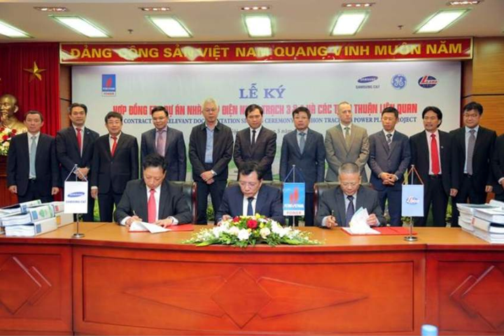 Đại diện PV Power và các đối tác tại lễ ký kết Dự án Nhơn Trạch 3&4 – bước khởi đầu cho công trình điện khí LNG.